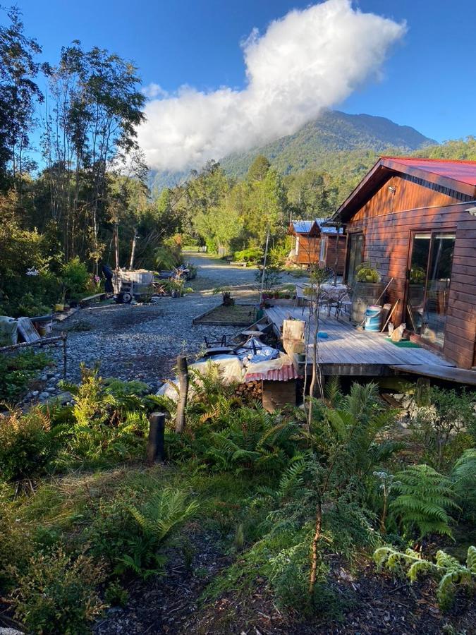 Cabanas & Tinajas Entre Volcanes Hornopiren Buitenkant foto